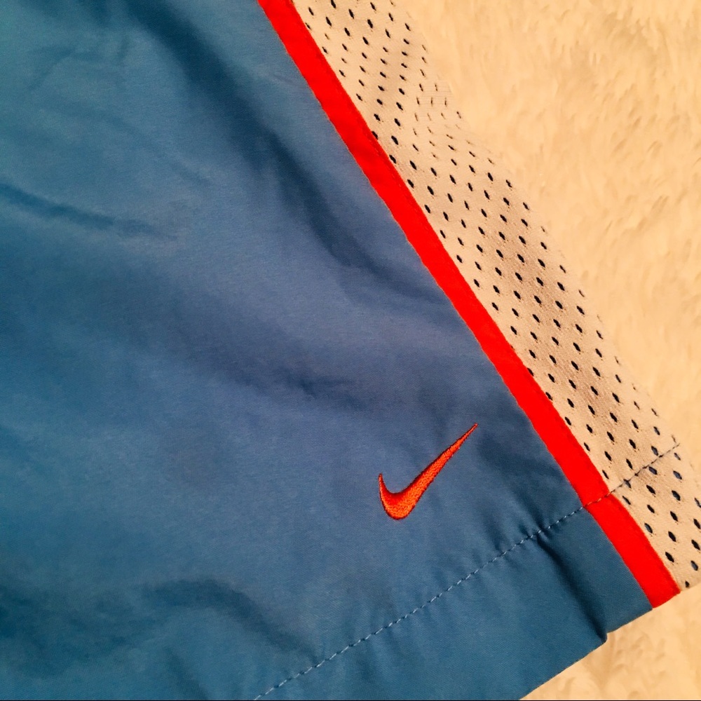 Nike Shorts - Picture 2 of 4